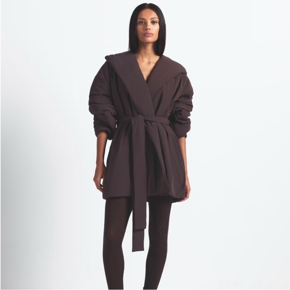 BNWOt Skims x Nike Woven Nylon Wrap Coat Jacket - Phoenix Brown